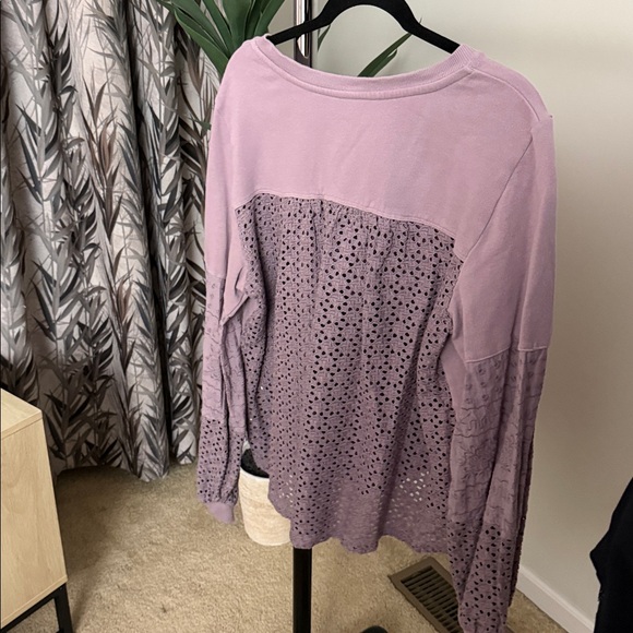 Anthropologie Top Eyelet Sweatshirt Sweater 100% Cotton Lavender large - Picture 5 of 5